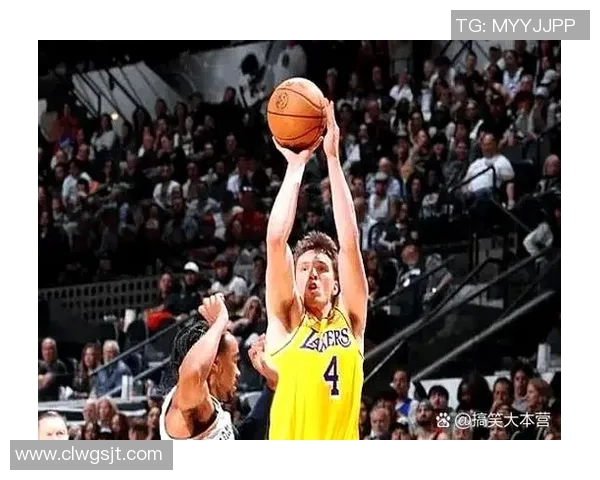 湖人主场迎战黄蜂全力争胜期待精彩对决与球星表现